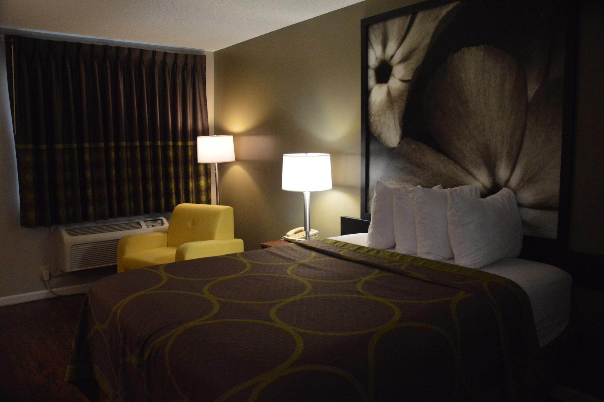 Super 8 By Wyndham Madison Otel Dış mekan fotoğraf