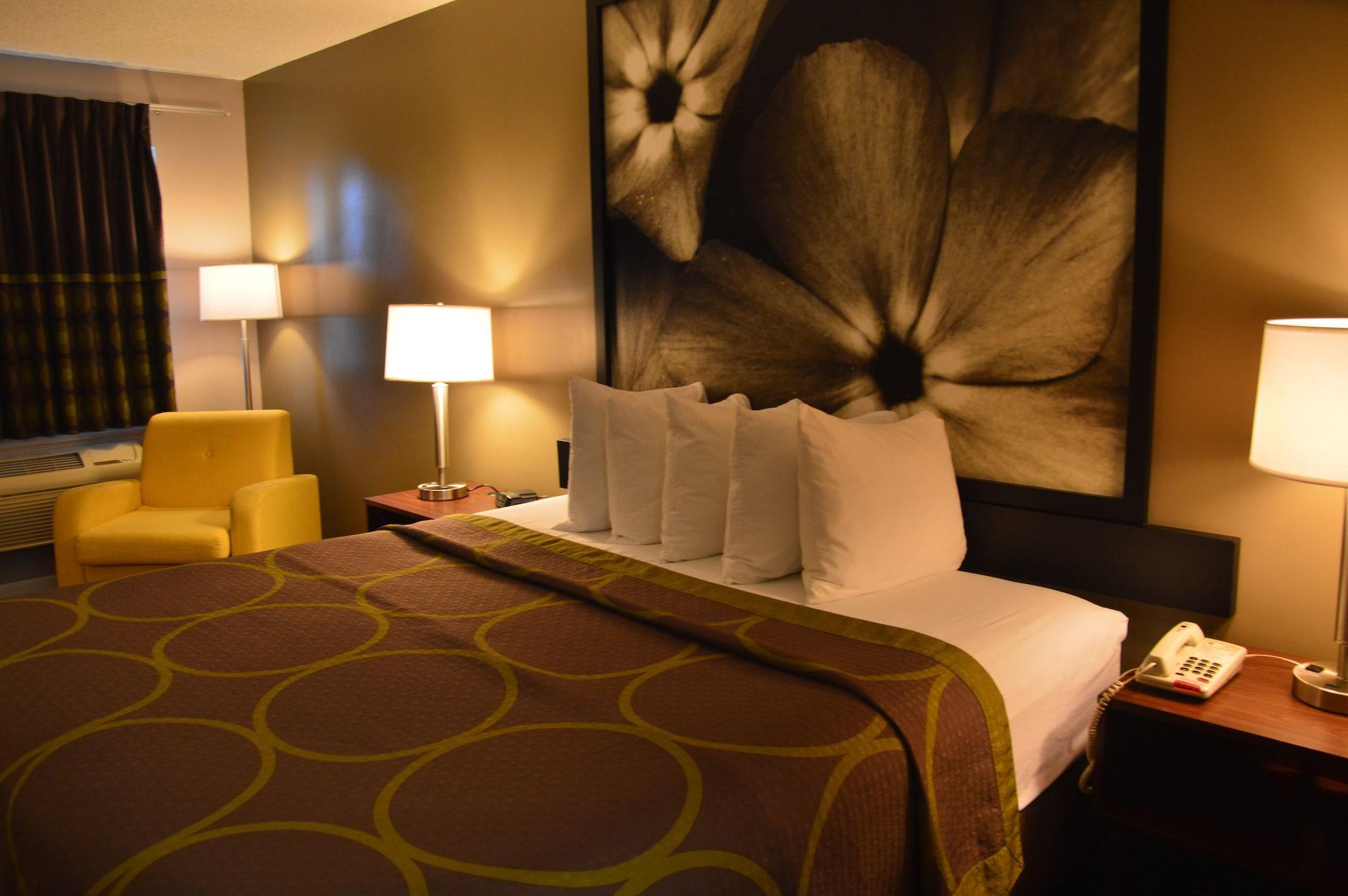 Super 8 By Wyndham Madison Otel Dış mekan fotoğraf